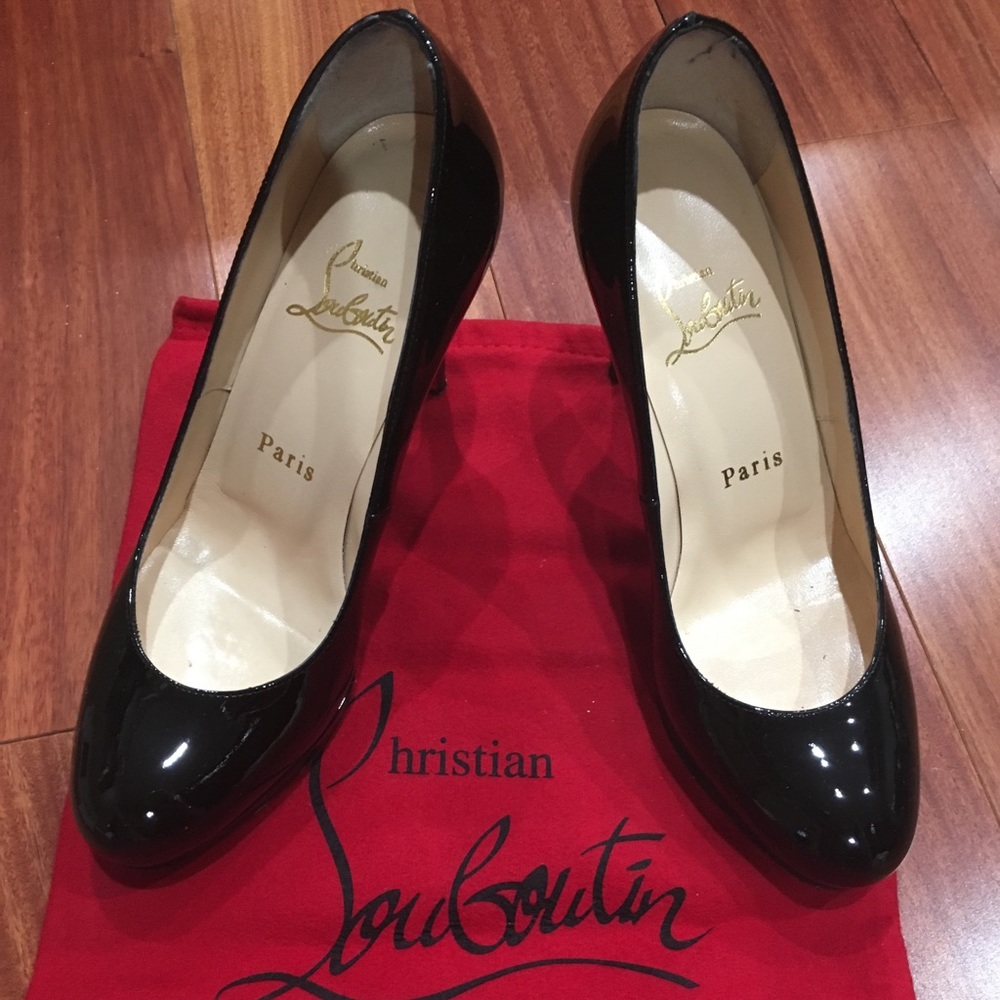 Christian Louboutin Pumps- simple pump 100 patent